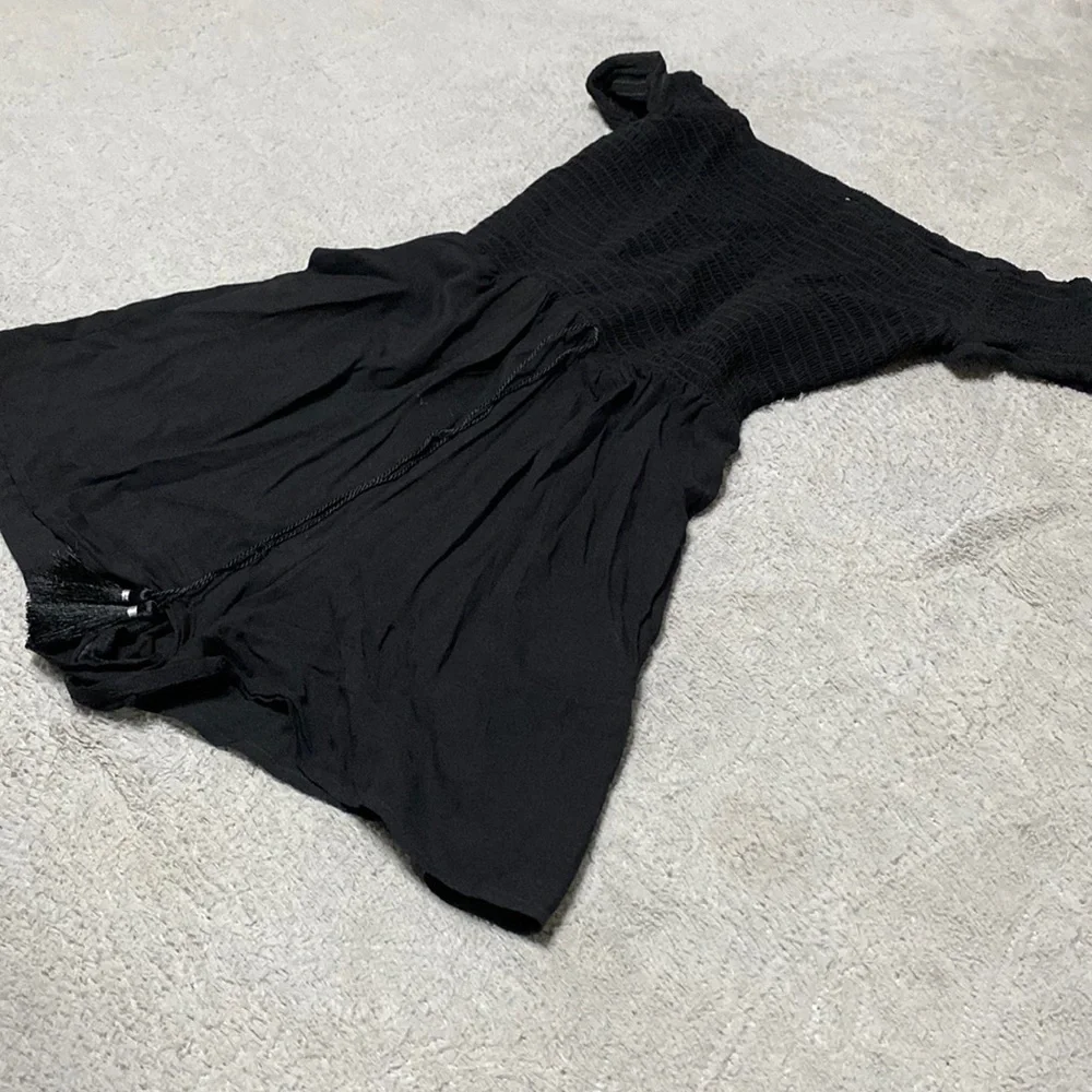 Black romper - Picture 1 of 3